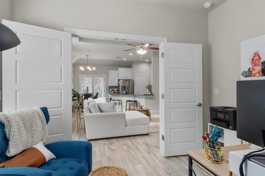 127 Thelonious Drive Austin TX 78745