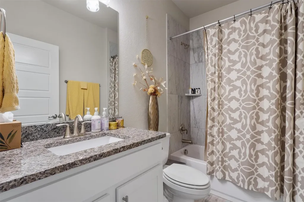 127 Thelonious Drive Austin TX 78745