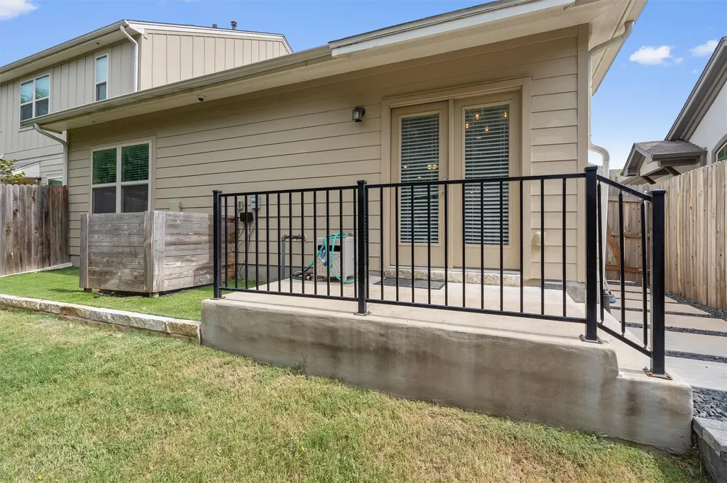 127 Thelonious Drive Austin TX 78745