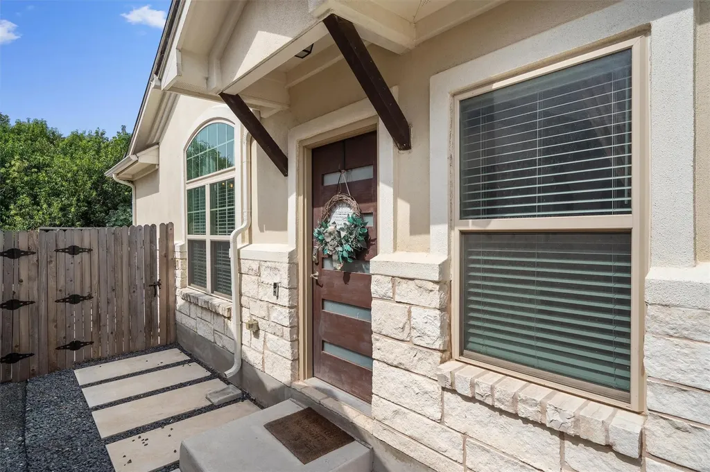 127 Thelonious Drive Austin TX 78745