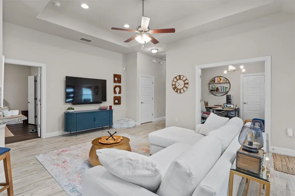 127 Thelonious Drive Austin TX 78745