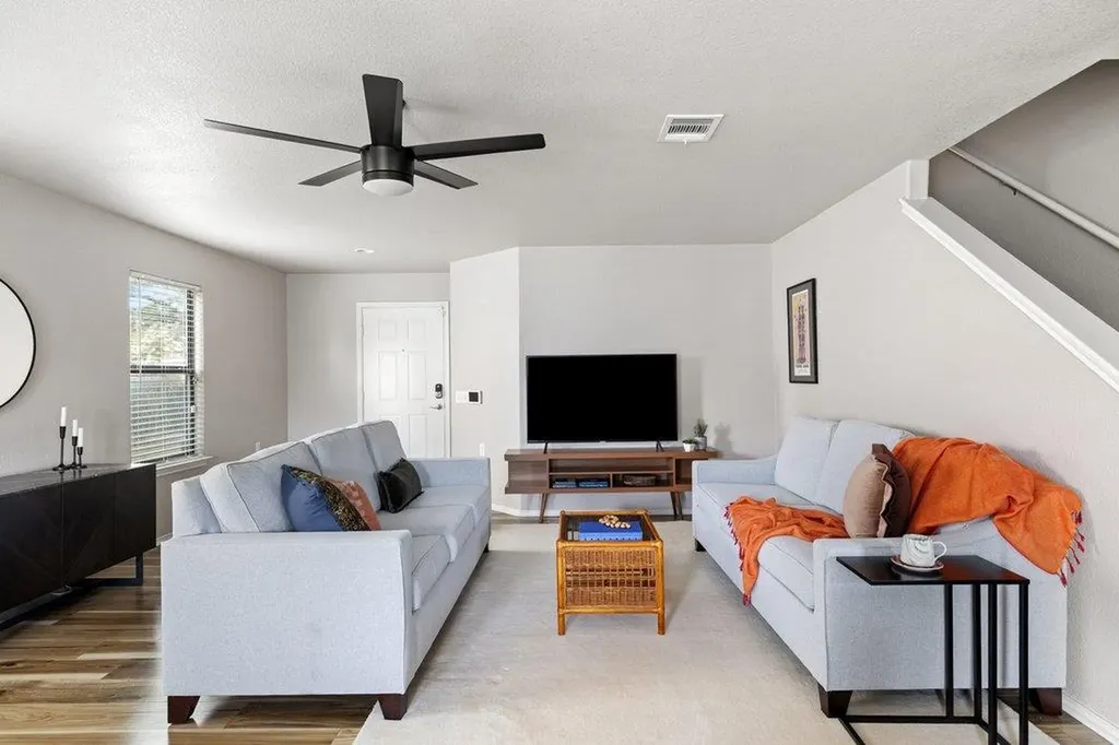 8816 Milton Lease Drive Austin TX 78747