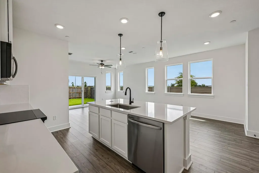 2616 Jack Nora Way Round Rock TX 78665