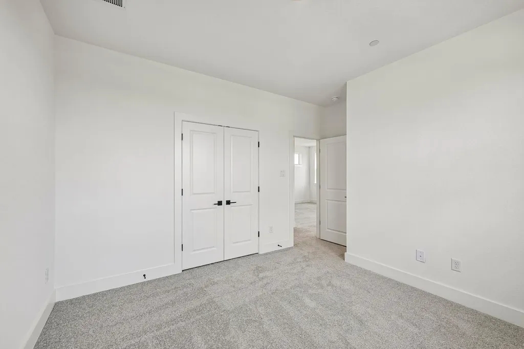 2616 Jack Nora Way Round Rock TX 78665