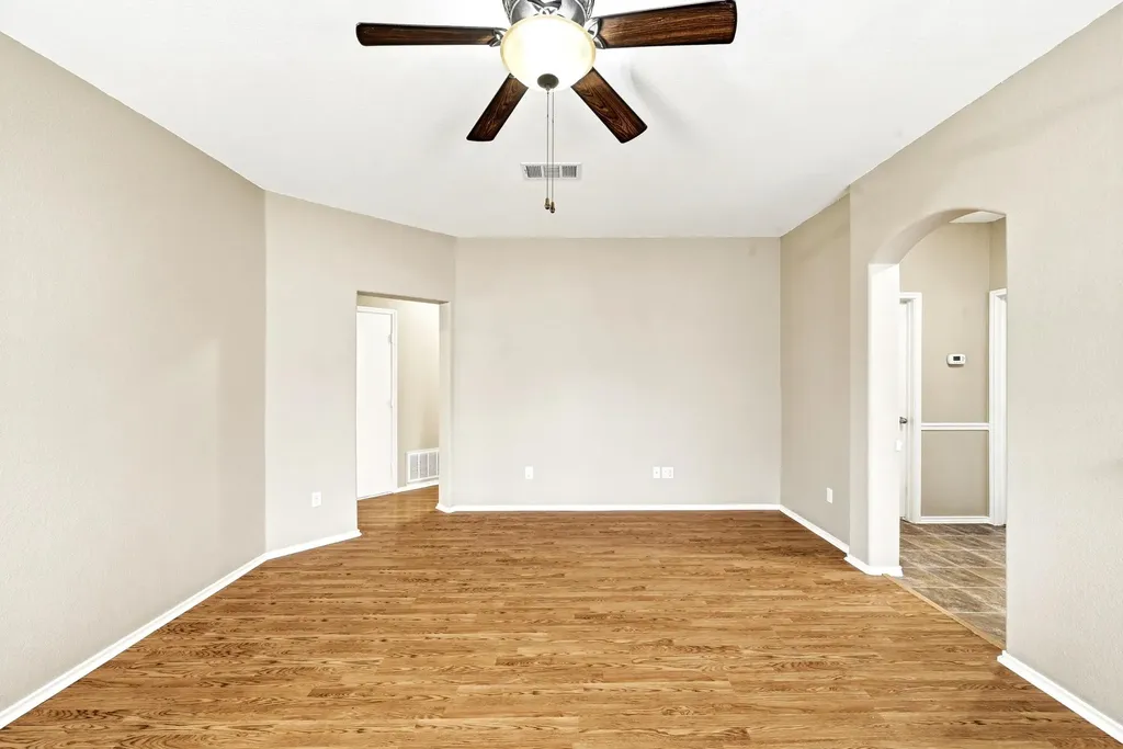 903 Gentry Drive Leander TX 78641