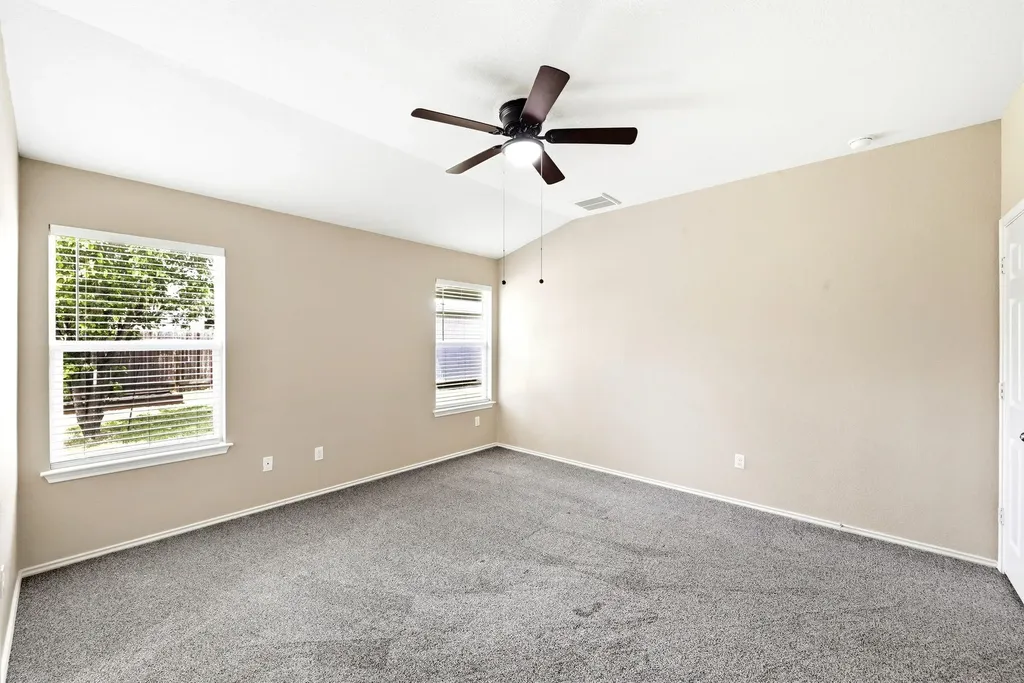 903 Gentry Drive Leander TX 78641