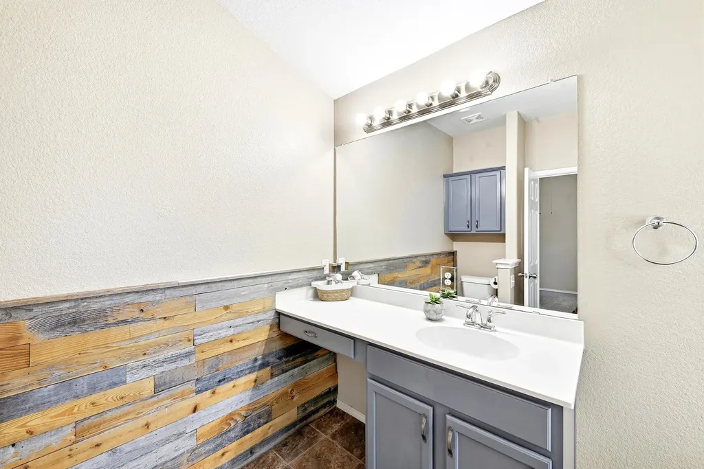 903 Gentry Drive Leander TX 78641