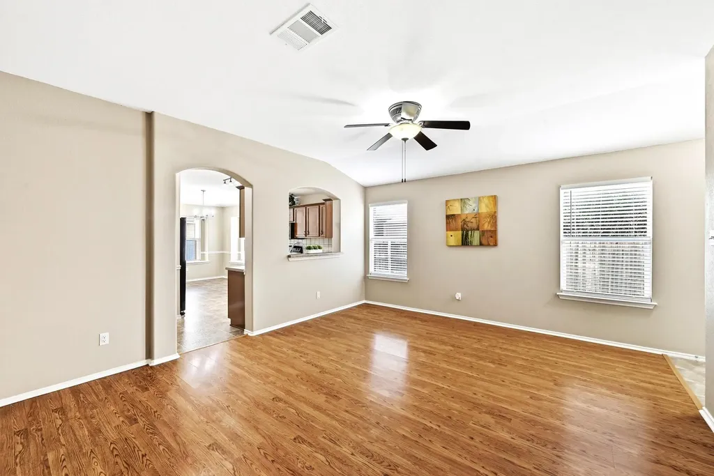 903 Gentry Drive Leander TX 78641