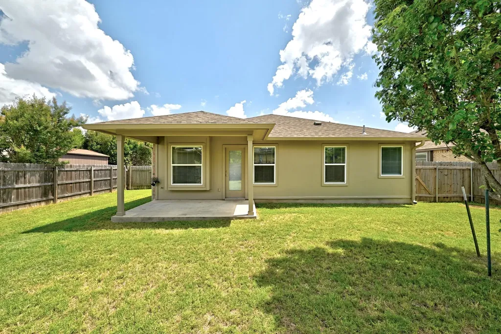 903 Gentry Drive Leander TX 78641