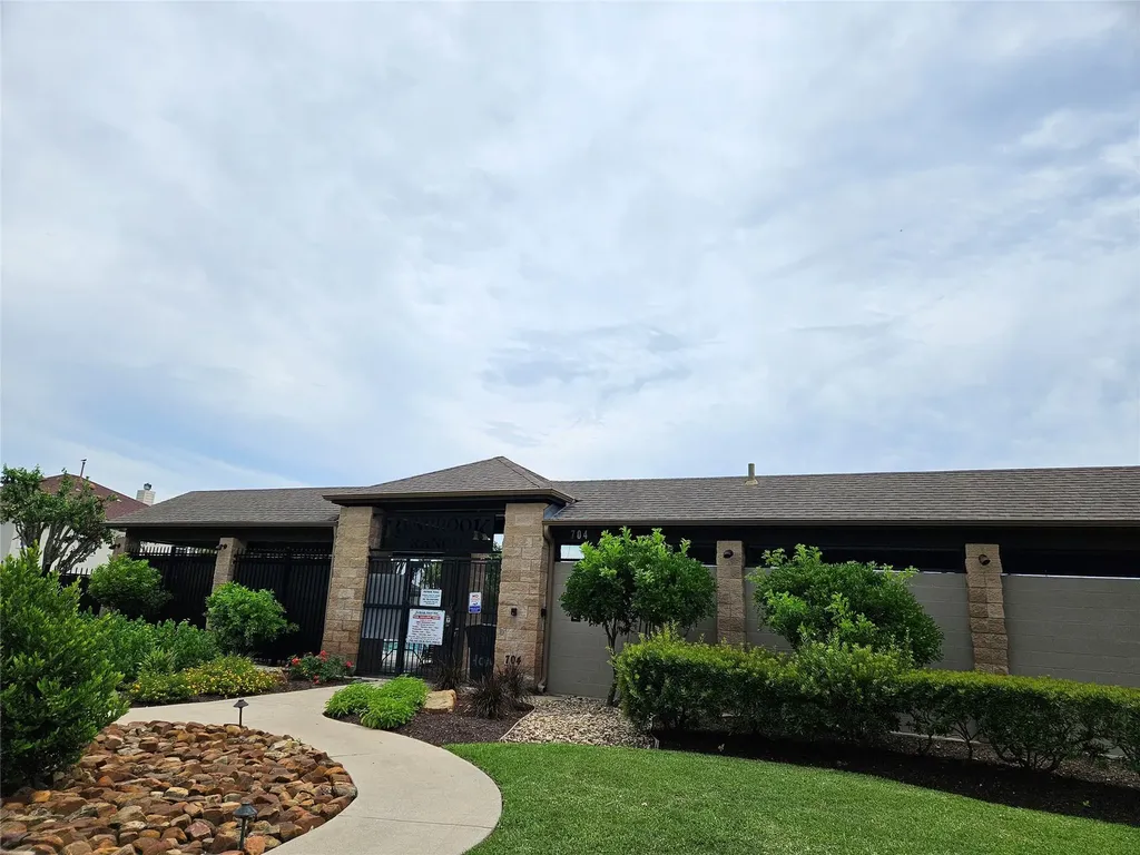 903 Gentry Drive Leander TX 78641