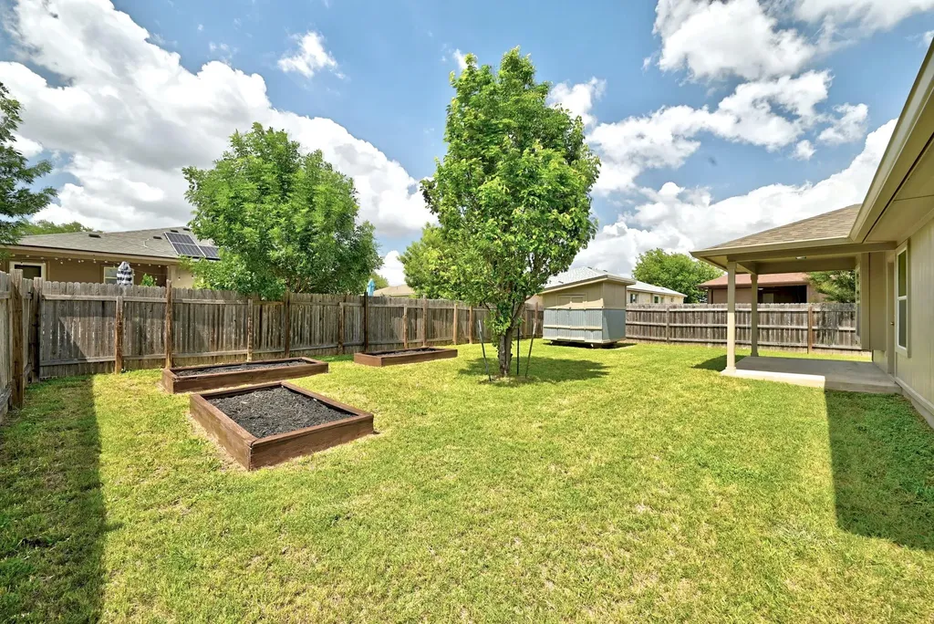 903 Gentry Drive Leander TX 78641