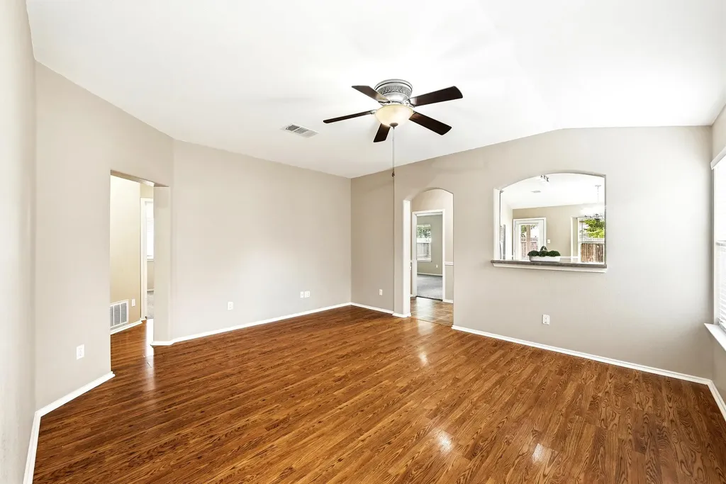 903 Gentry Drive Leander TX 78641