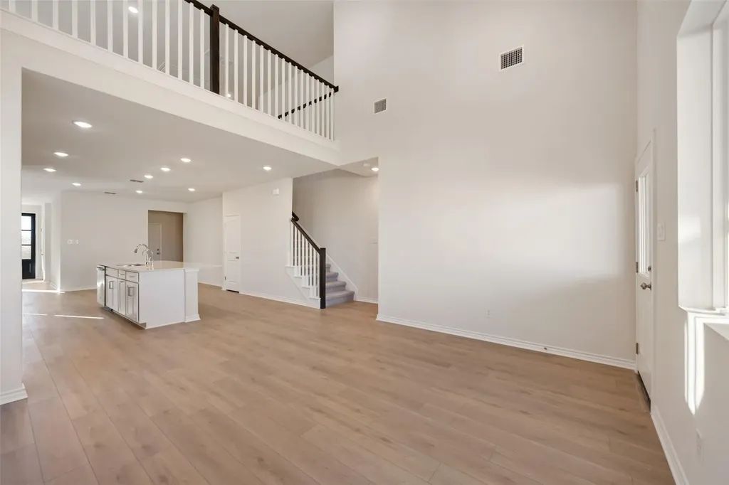 160 Ranier Way Dripping Springs TX 78620