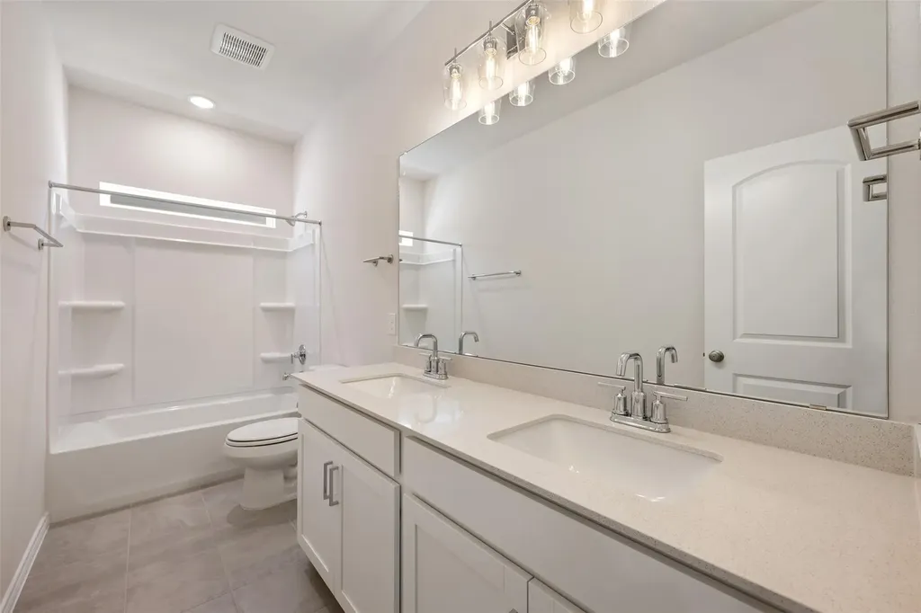 160 Ranier Way Dripping Springs TX 78620