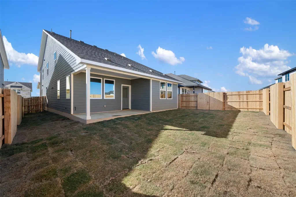 160 Ranier Way Dripping Springs TX 78620