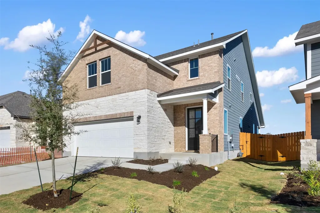 160 Ranier Way Dripping Springs TX 78620