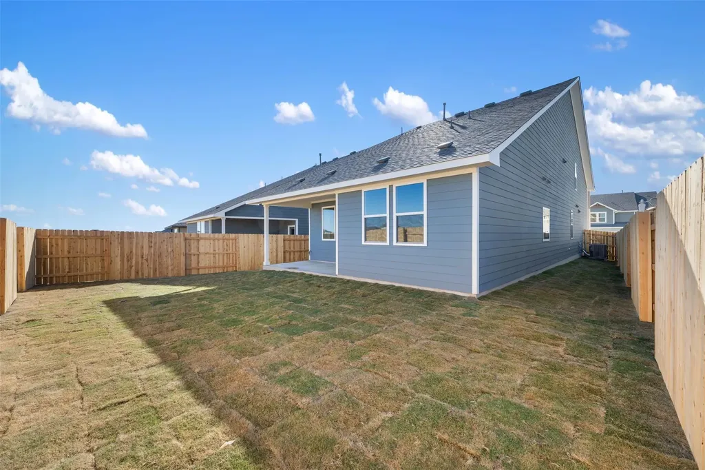 160 Ranier Way Dripping Springs TX 78620