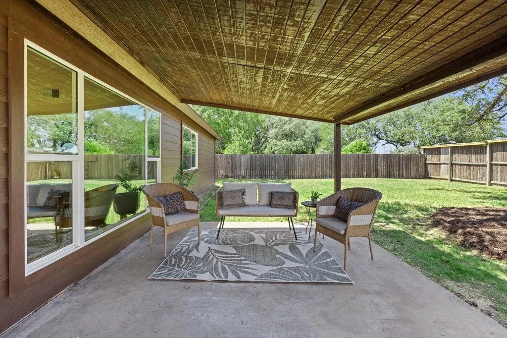 4008 Balcones Woods Drive Austin TX 78759