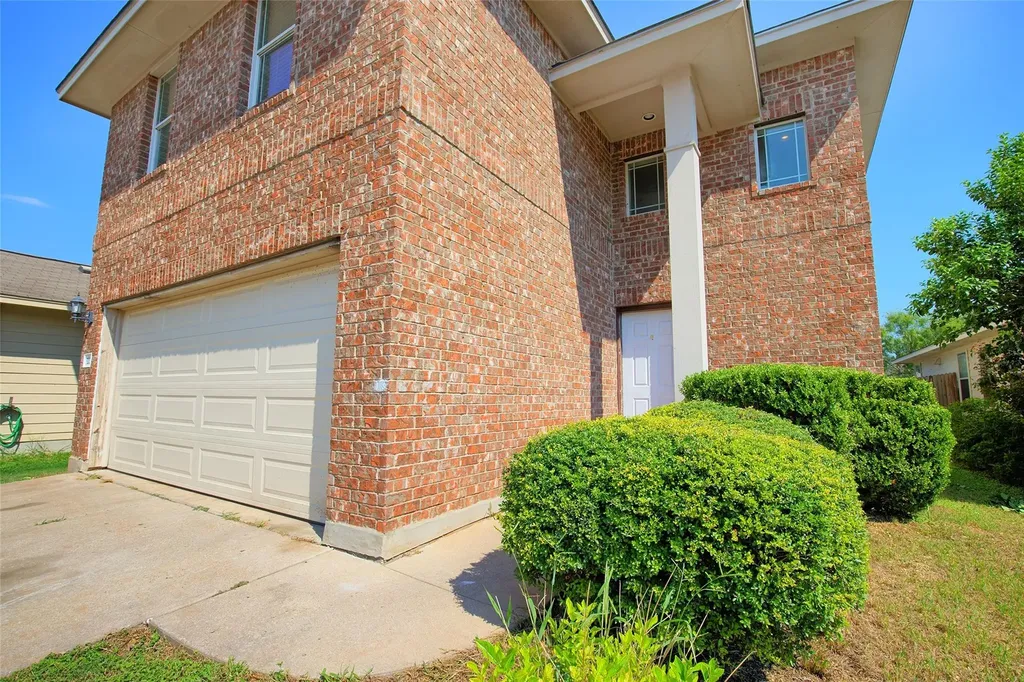 3207 Barksdale Austin TX 78725
