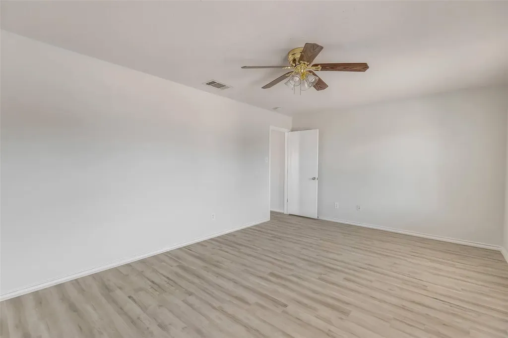 3207 Barksdale Austin TX 78725
