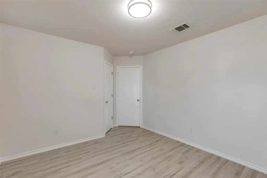 3207 Barksdale Austin TX 78725