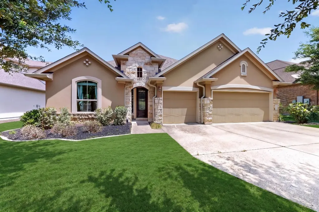 4804 Taurus Walk Austin TX 78738