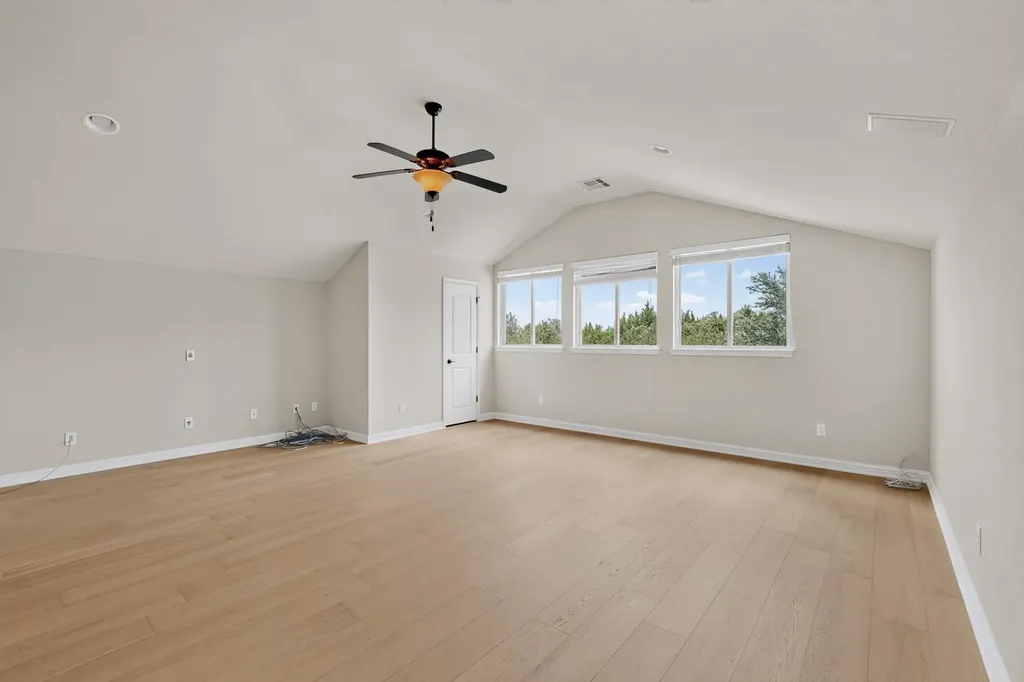 4804 Taurus Walk Austin TX 78738