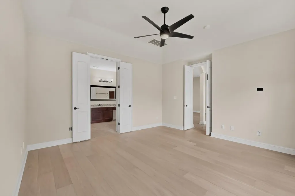 4804 Taurus Walk Austin TX 78738