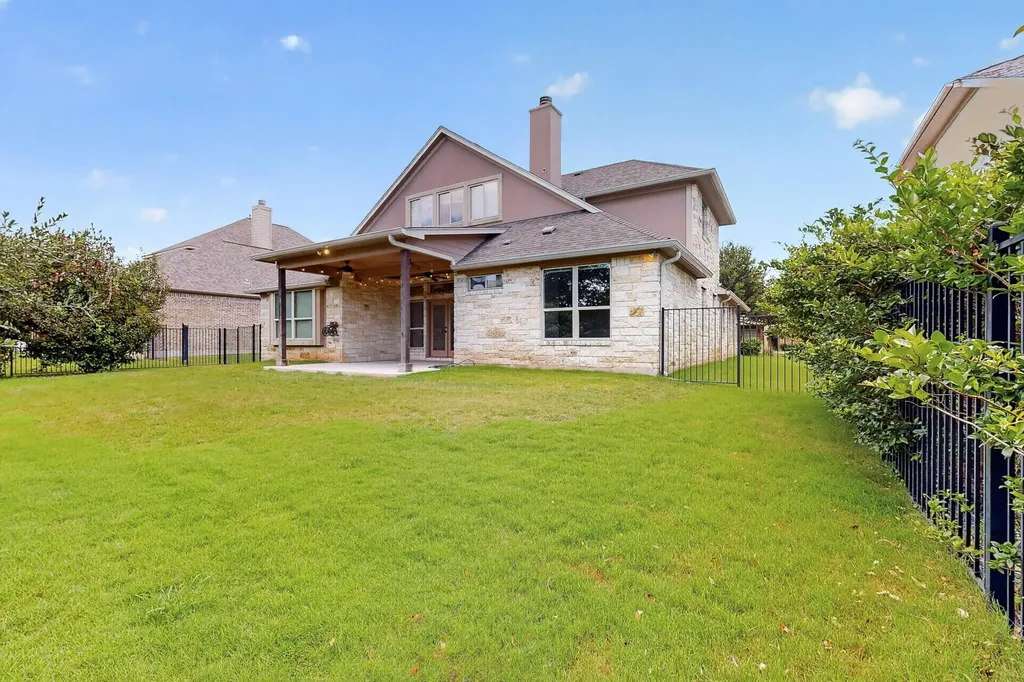 4804 Taurus Walk Austin TX 78738