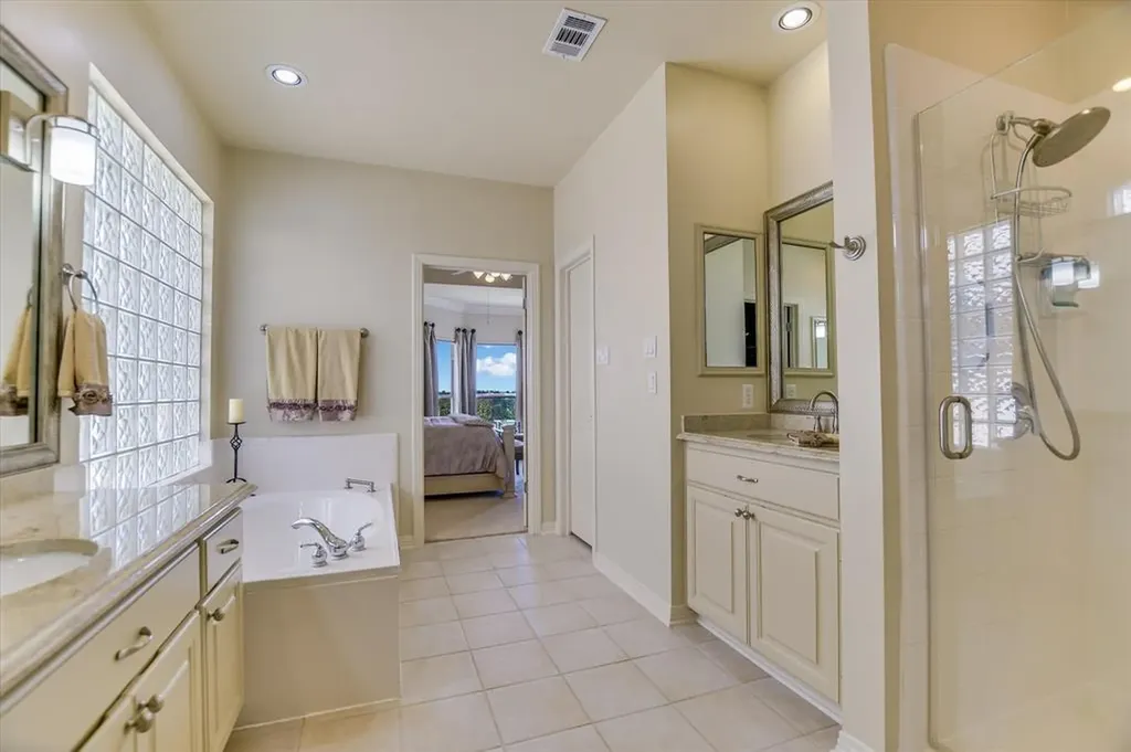 4545 Golf Vista Drive Austin TX 78730