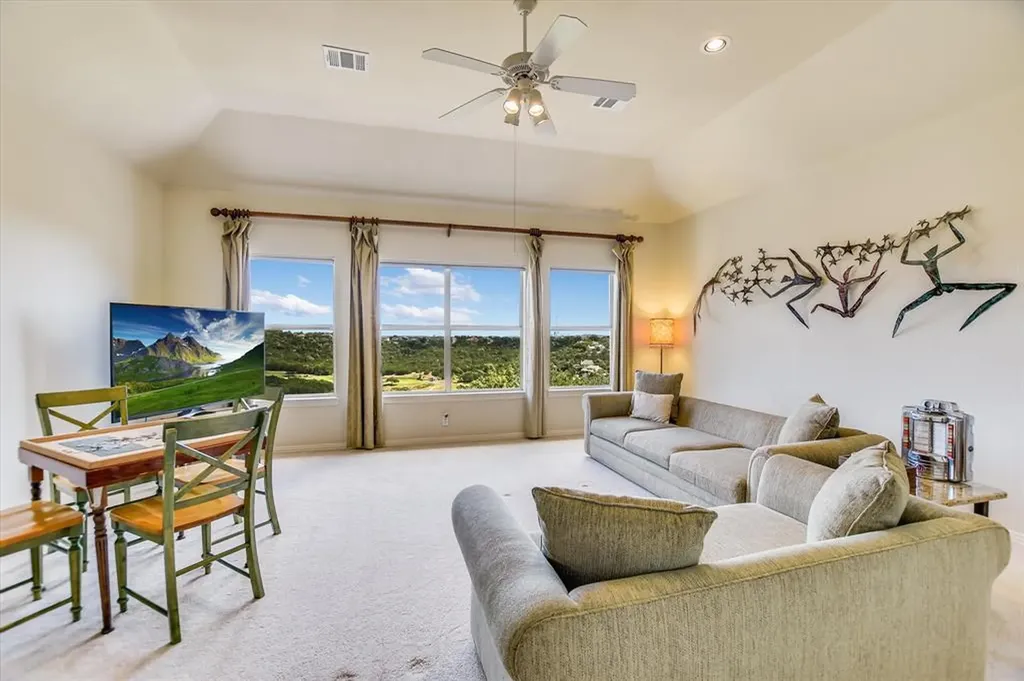 4545 Golf Vista Drive Austin TX 78730