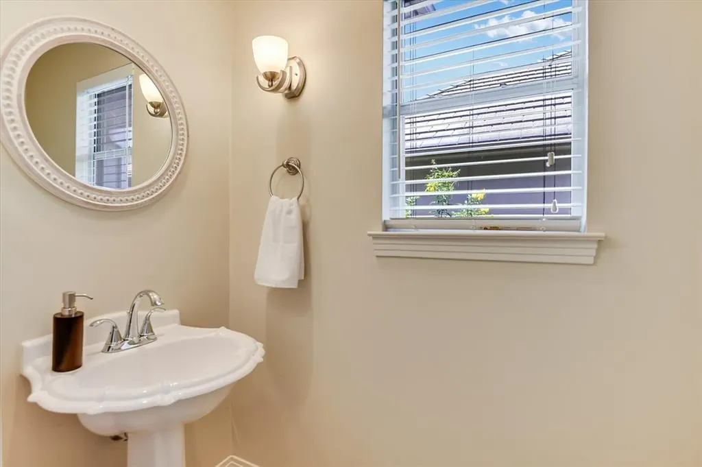 4545 Golf Vista Drive Austin TX 78730