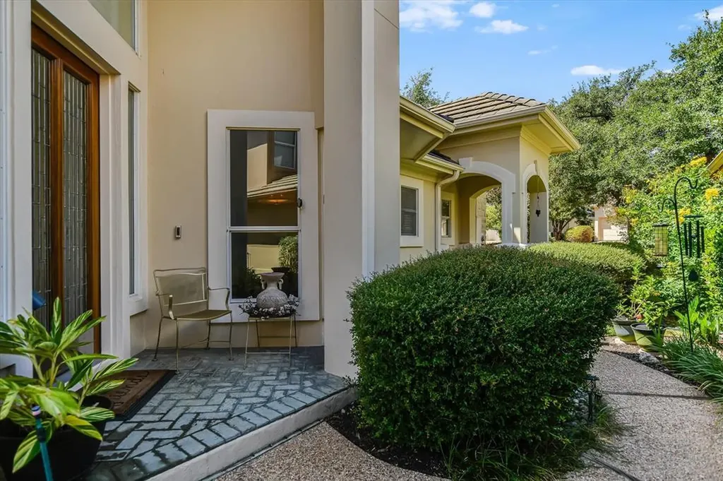 4545 Golf Vista Drive Austin TX 78730