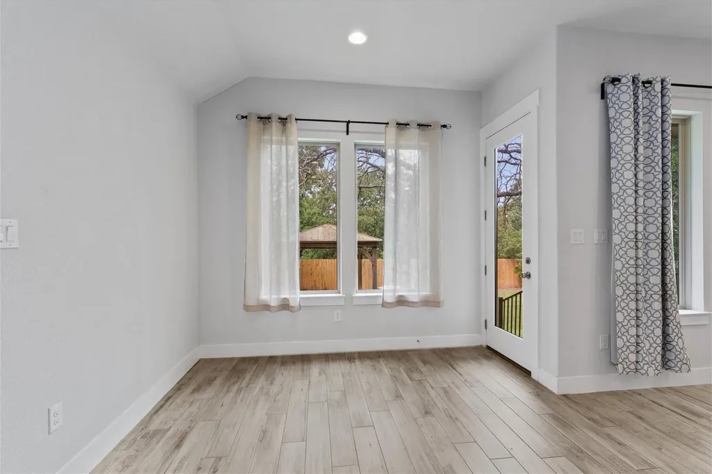 941 Del Raphael Drive Leander TX 78641