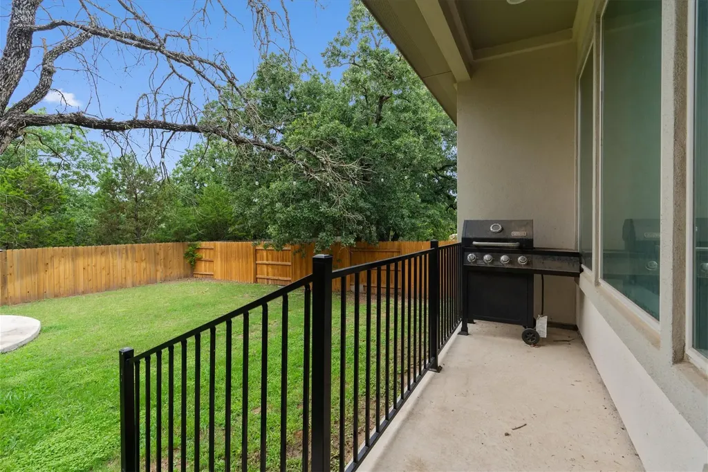 941 Del Raphael Drive Leander TX 78641