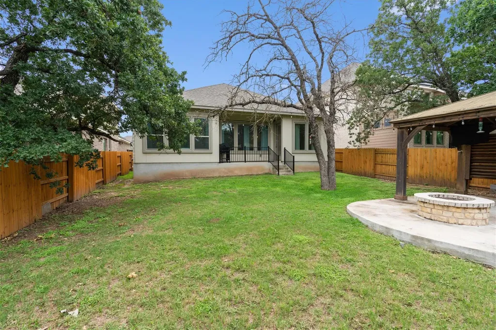 941 Del Raphael Drive Leander TX 78641