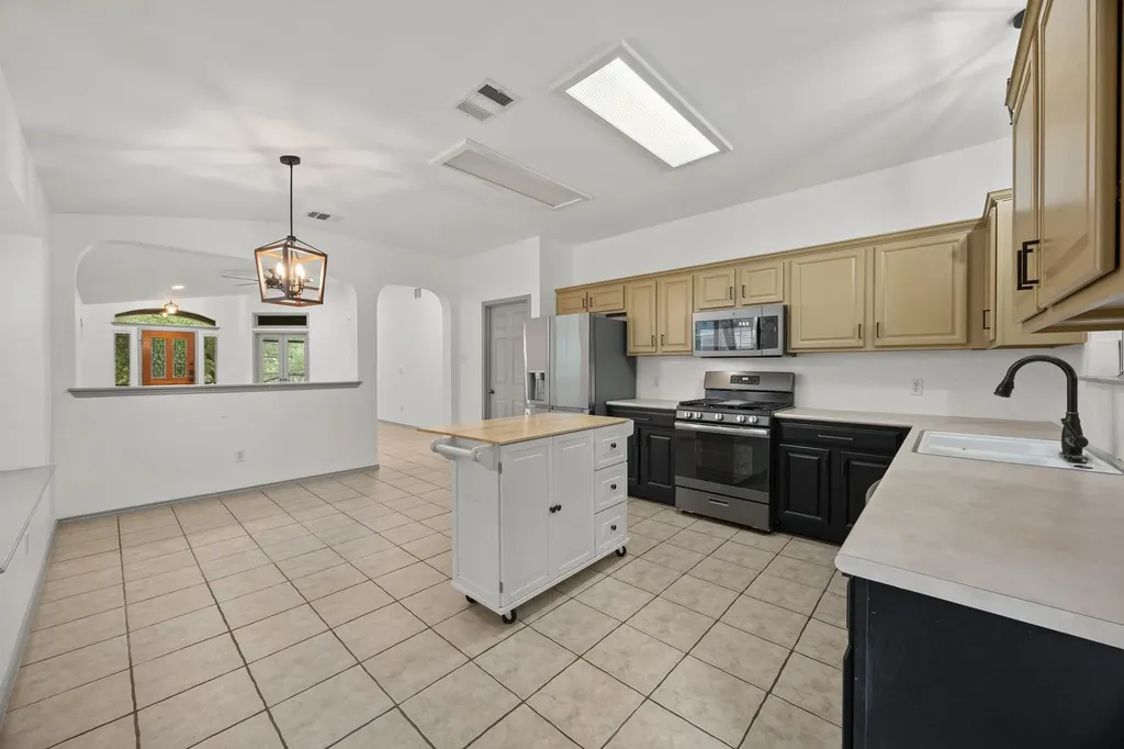 16505 Castletroy Drive Austin TX 78717