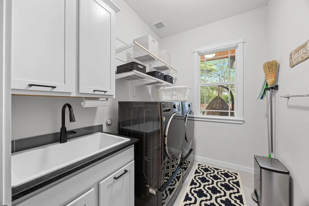 3907 Becker Avenue Austin TX 78751