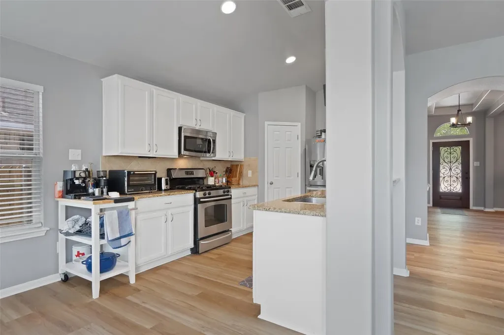 7013 Cromarty Cove Austin TX 78754