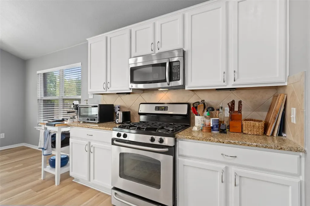 7013 Cromarty Cove Austin TX 78754
