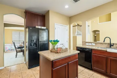 1002 Wallin Farms Cove Hutto TX 78634