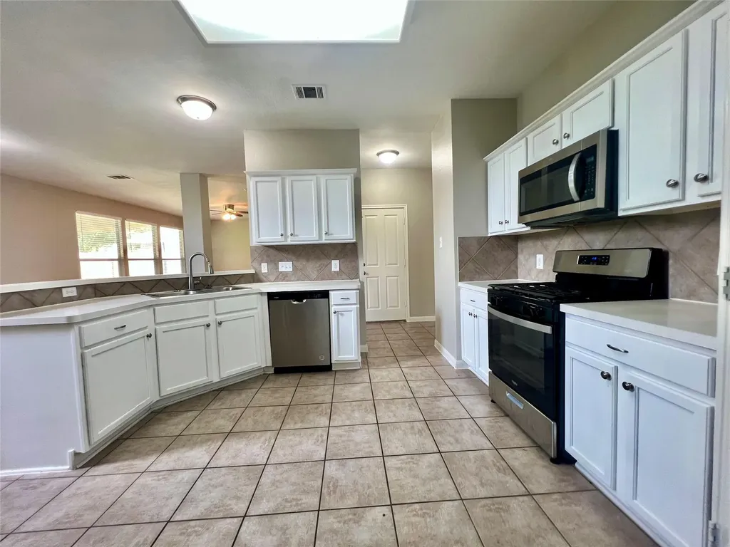 1111 Glendalough Drive Pflugerville TX 78660