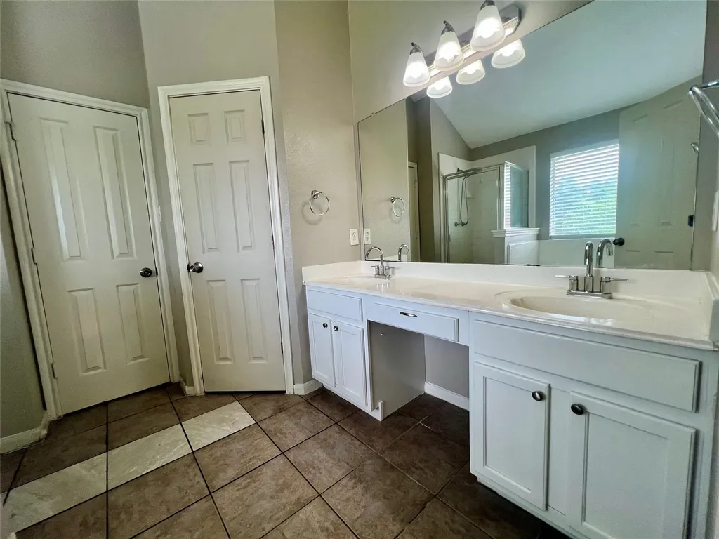 1111 Glendalough Drive Pflugerville TX 78660