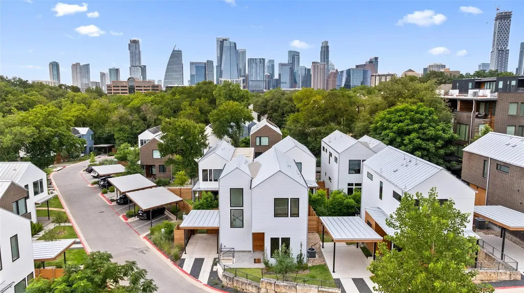 900 S 2nd Street Austin TX 78704