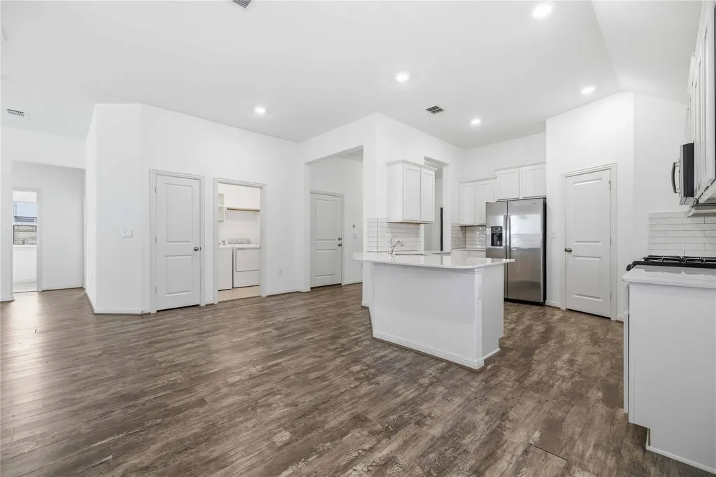 707 Allende Bend Austin TX 78748