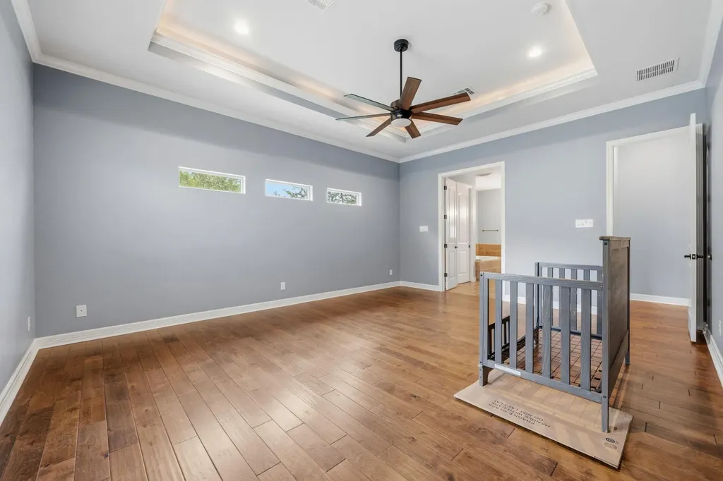 413 Bedford Drive Spicewood TX 78669