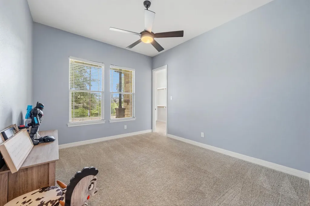 413 Bedford Drive Spicewood TX 78669
