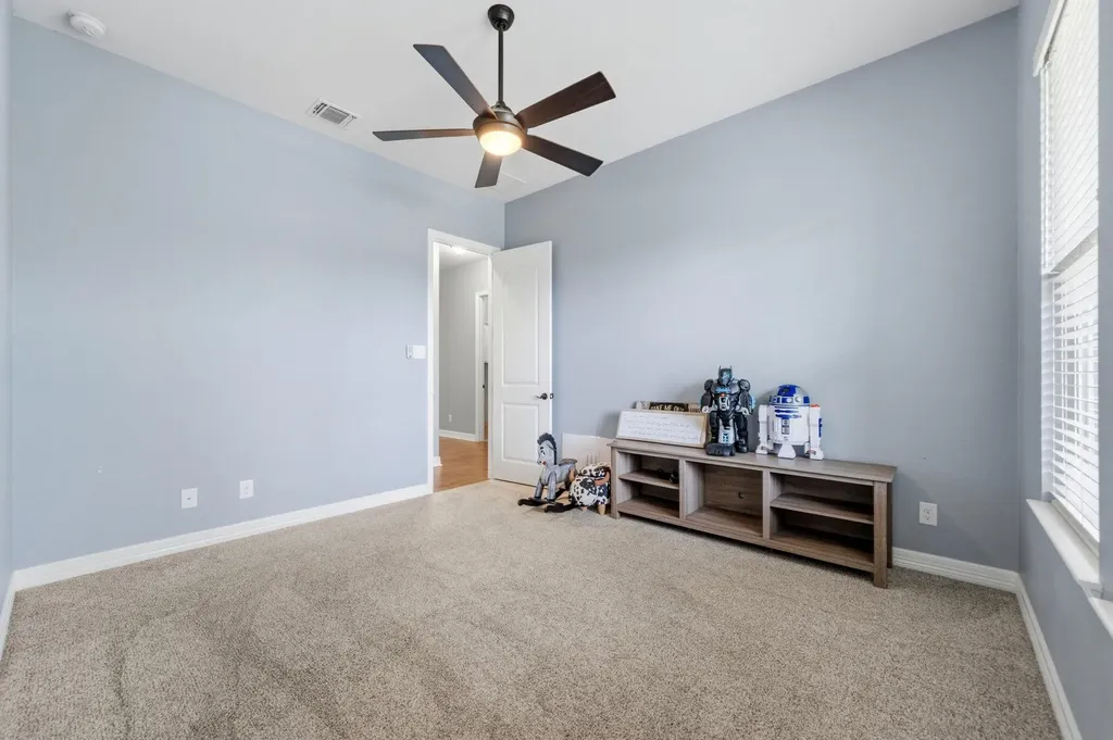 413 Bedford Drive Spicewood TX 78669