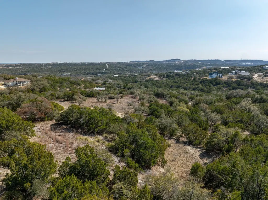 4115 Bob Wire Road Spicewood TX 78669