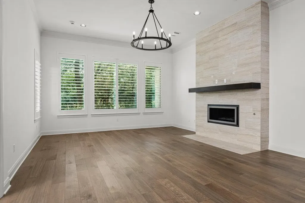 406 Woodside Terrace Austin TX 78738